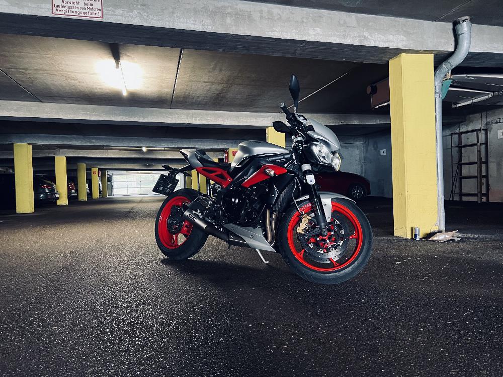 Motorrad verkaufen Triumph Street Triple RX Ankauf